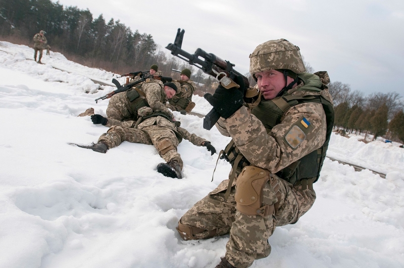военные