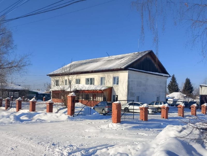 Чиновница покрывала «черных лесорубов»