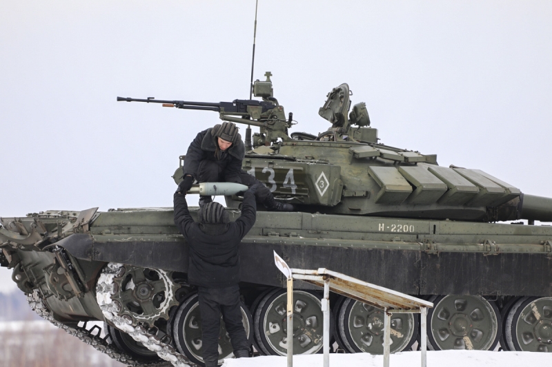 Военные