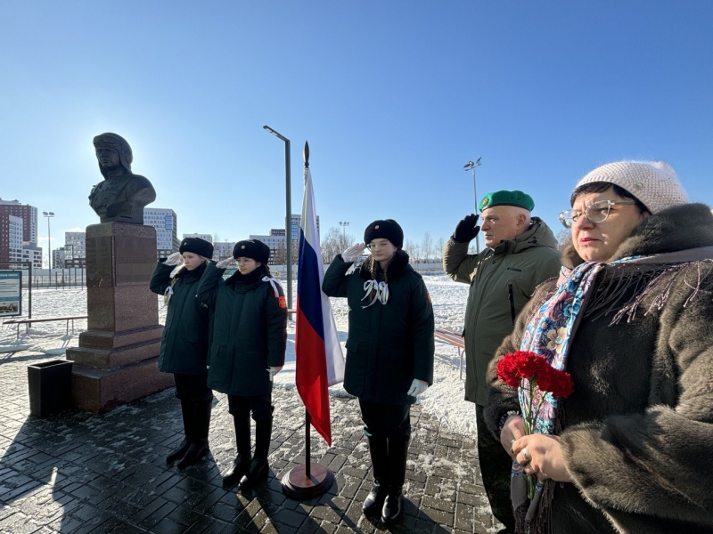 В школе появится модель самолета, на которой летал летчик-герой