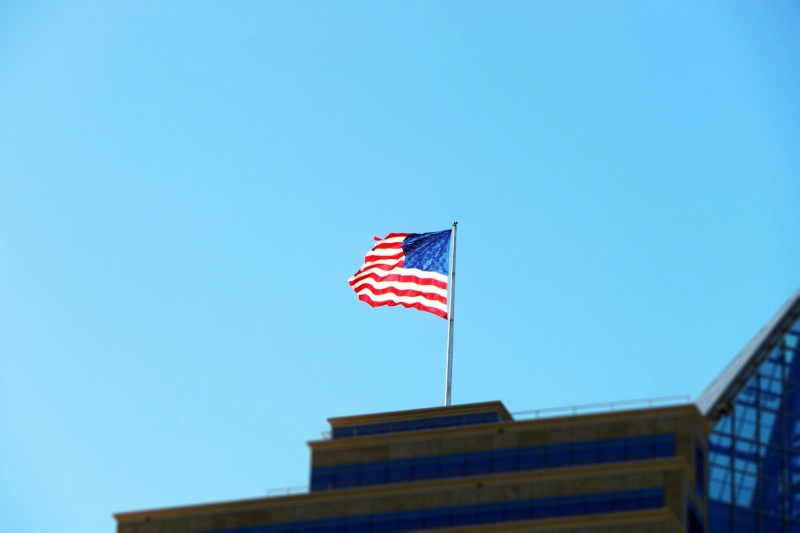 США