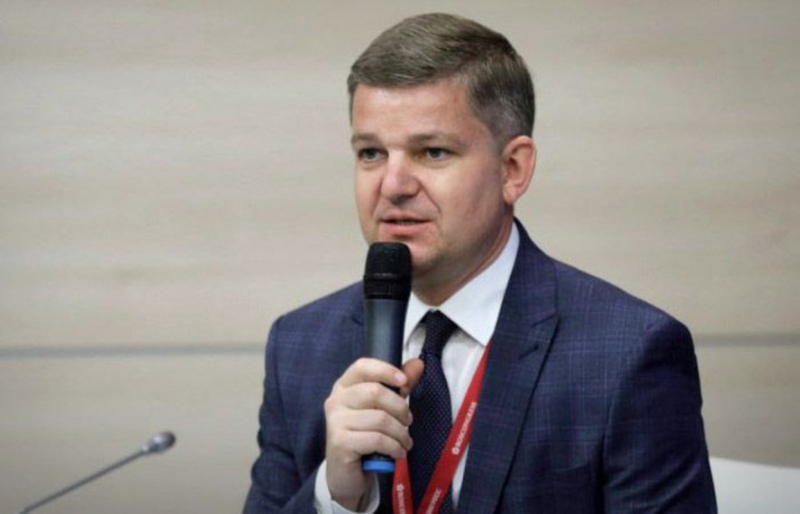 Роман Карманов
