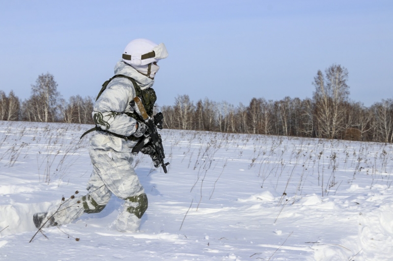 Военнослужащие