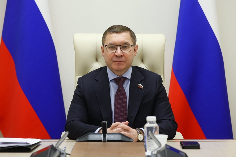 Якушев