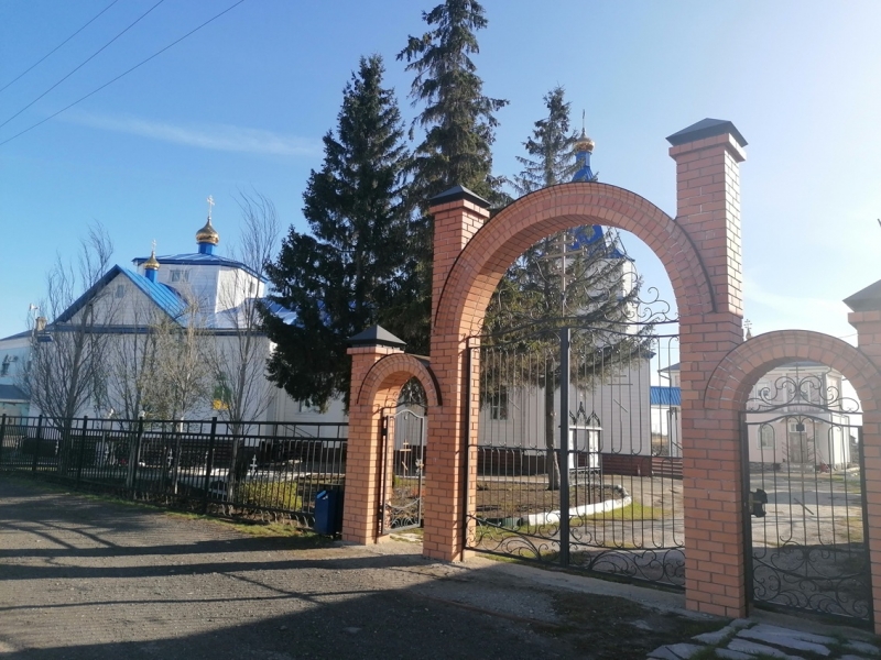 Погорельцы возвращаются на свои земельные участки, строят дома и дачи