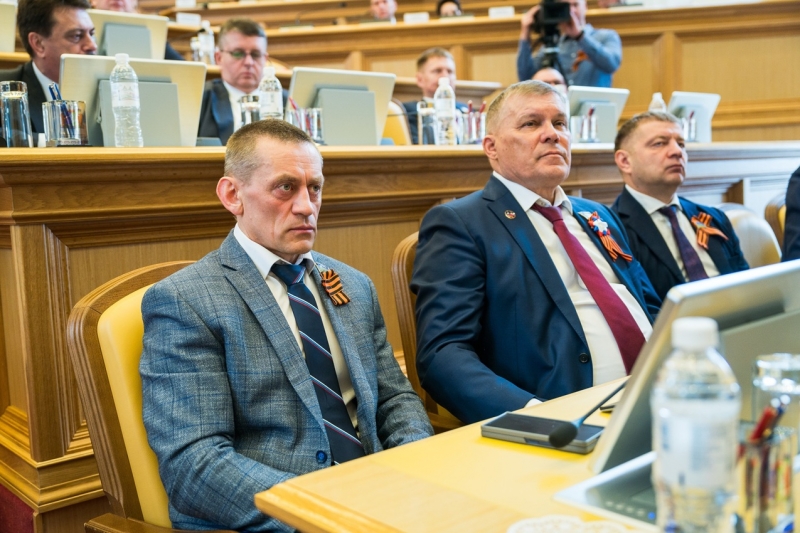 24 апреля состоялось 44-е заседание думы Югры