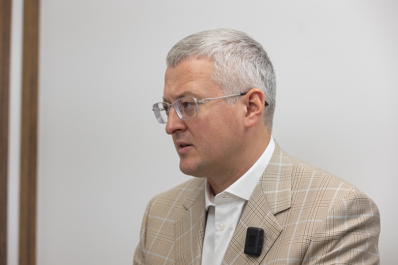 Владимир Солодов распределил обязанности уволенного между другим своим замом и министром транспорта