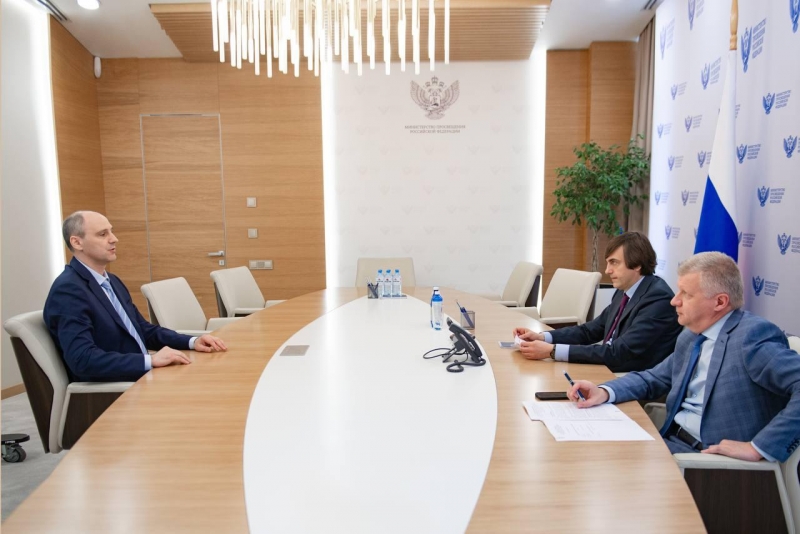 Встреча Дениса Паслера и Сергея Кравцова