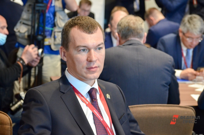 министр