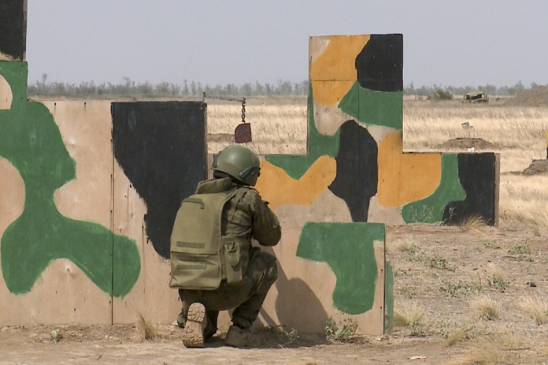 военный