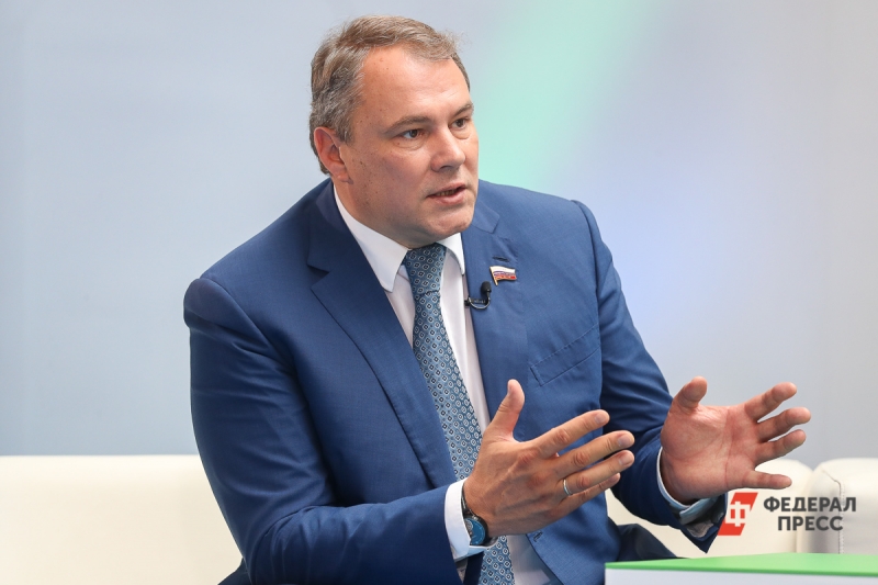 Петр Толстой
