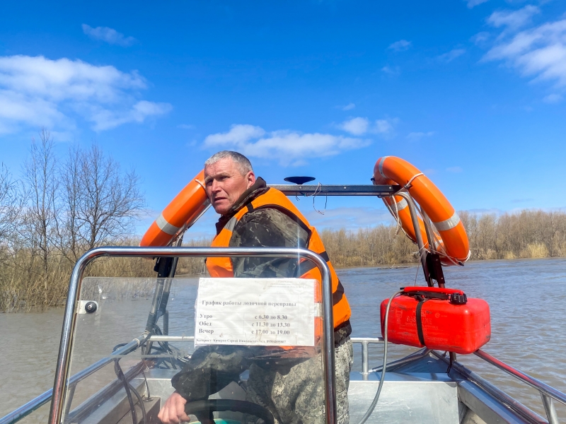 паводок, лодка