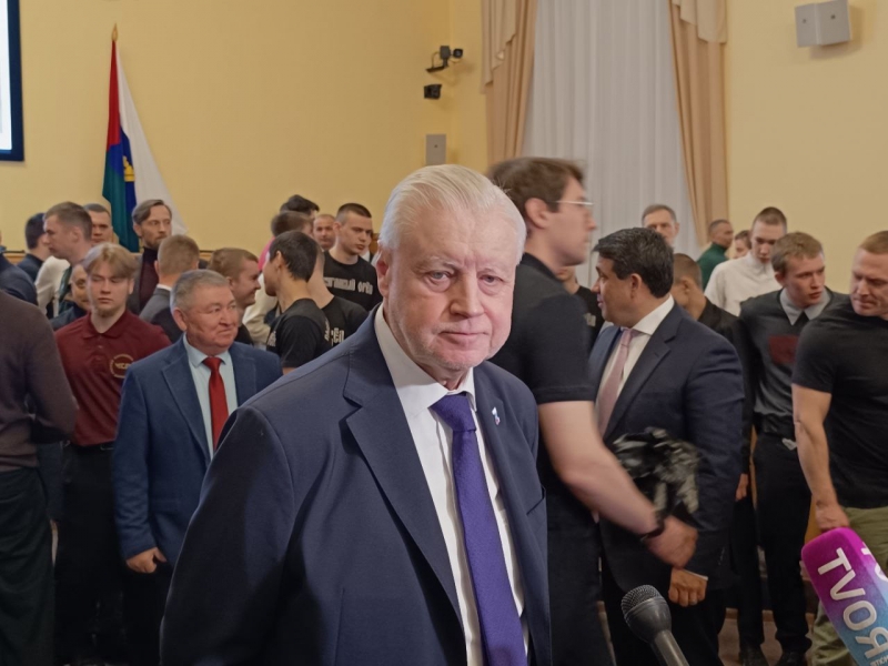 Встреча прошла в большом зале Тюменской областной думы