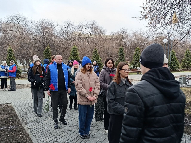 Волонтеры и тюменцы объединились в День единых действий в память о геноциде советского народа