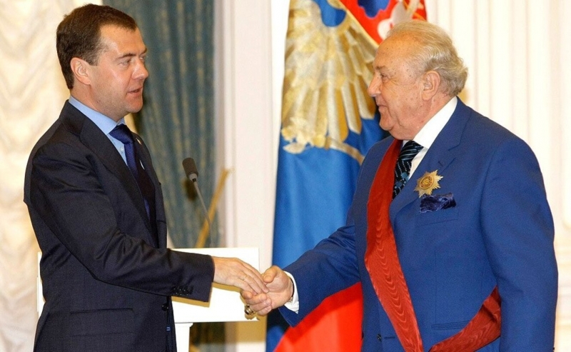 Награждение Церетели