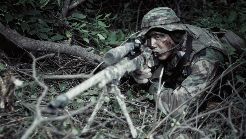 Военнослужащий