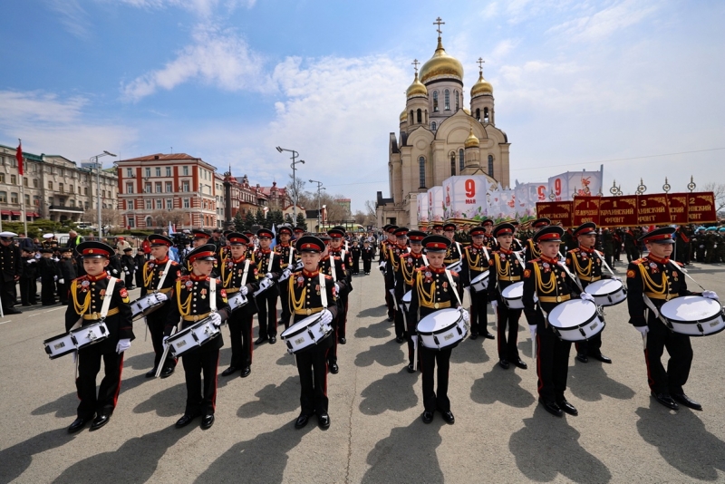 Парад Правнуки Победы прошел во Владивостоке в 2025 году