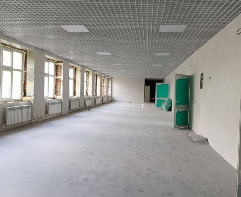 Коридор школы