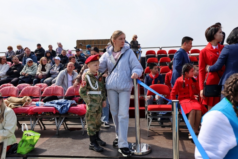 Парад Правнуки Победы прошел во Владивостоке в 2025 году