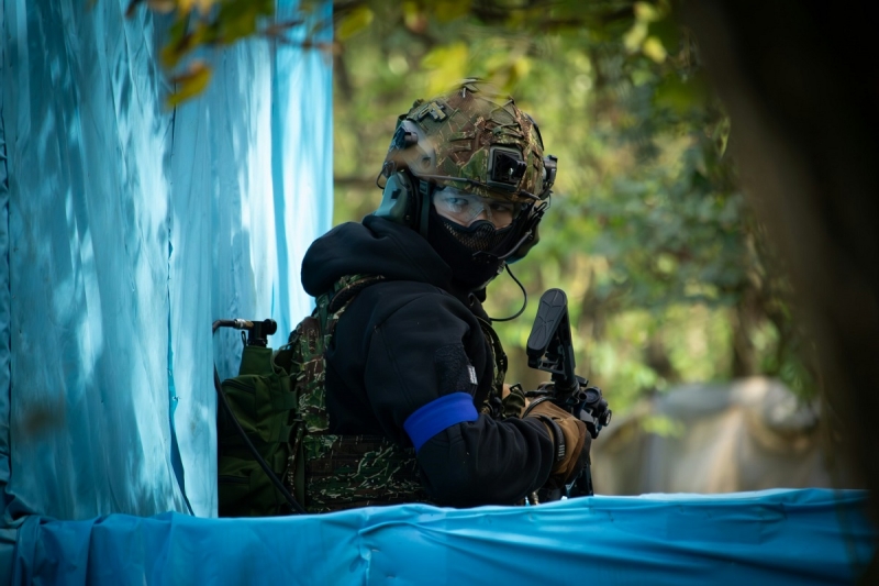 военные