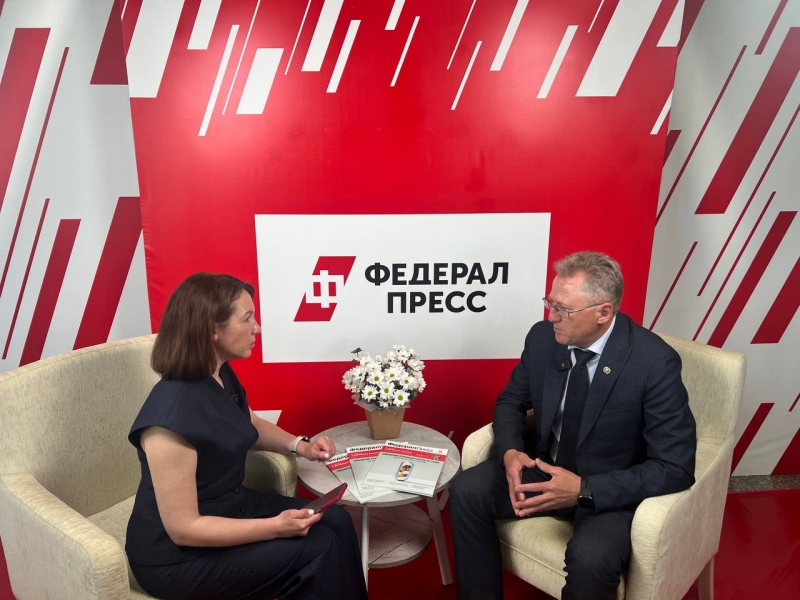 Олег Турков