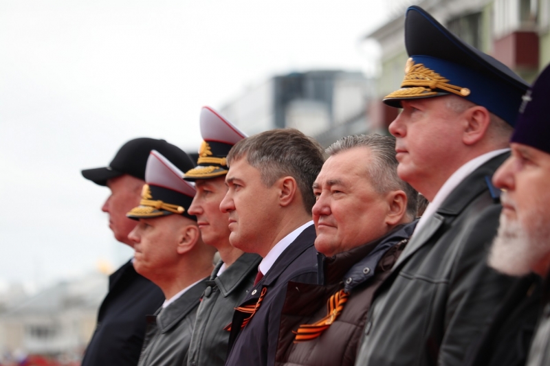Во всех уголках нашей страны сегодня проходят торжественные праздничные мероприятия,