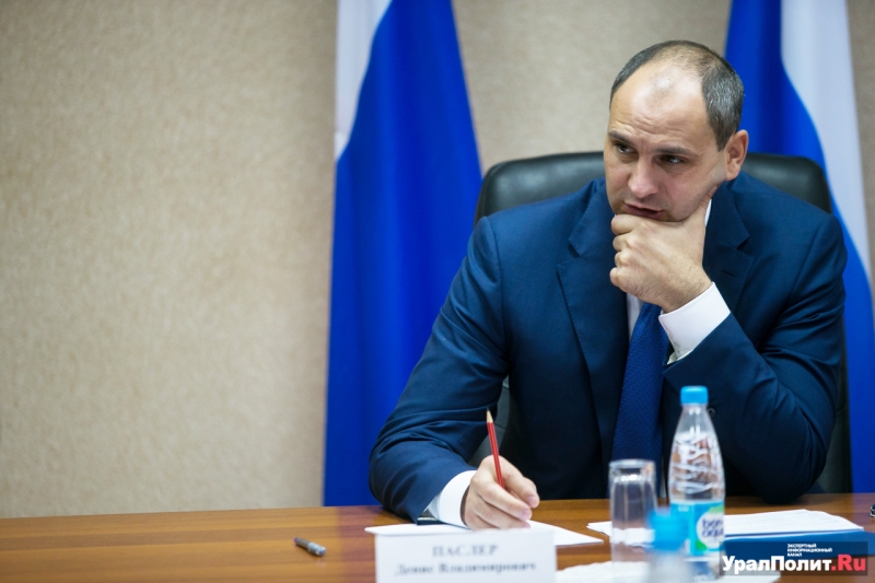 Денис Паслер совершил рабочую поездку в Каменск-Уральский