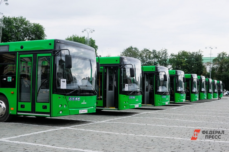 В Екатеринбург выехали новые автобусы