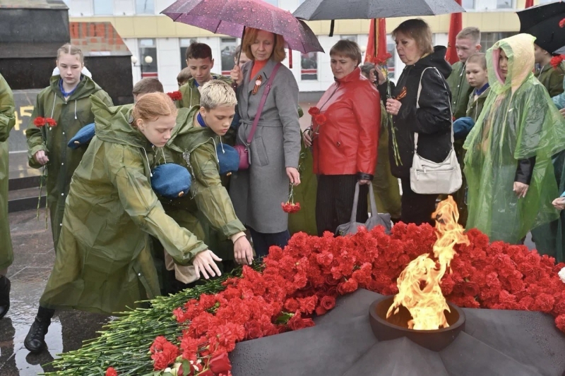 Одним из центральных событий праздника стало традиционное шествие