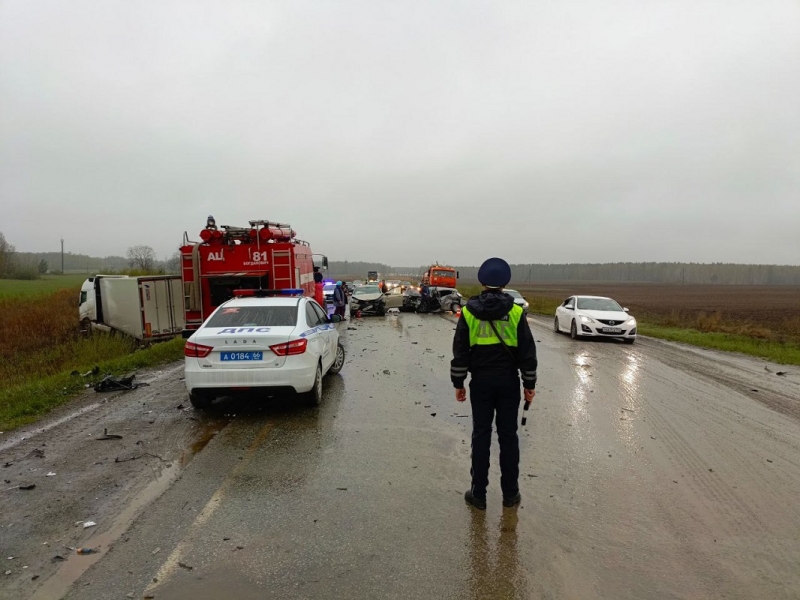 Смертельное ДТП произошло на свердловской трассе