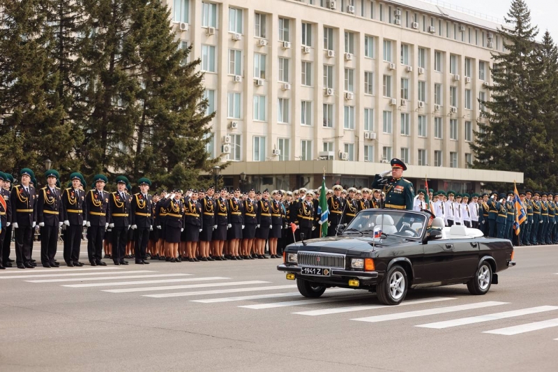 В Благовещенске в параде Победы приняли участие более 2 тысяч человек и 20 единиц военной техники