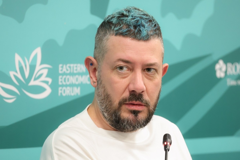 Артемий Лебедев