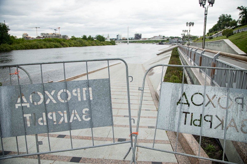 Набережная Туры уходит под воду