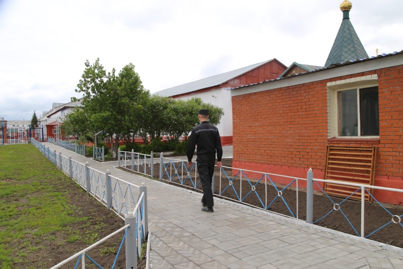 Проведение церемонии с учетом культурных или религиозных традиций возможно при согласии начальника учреждения