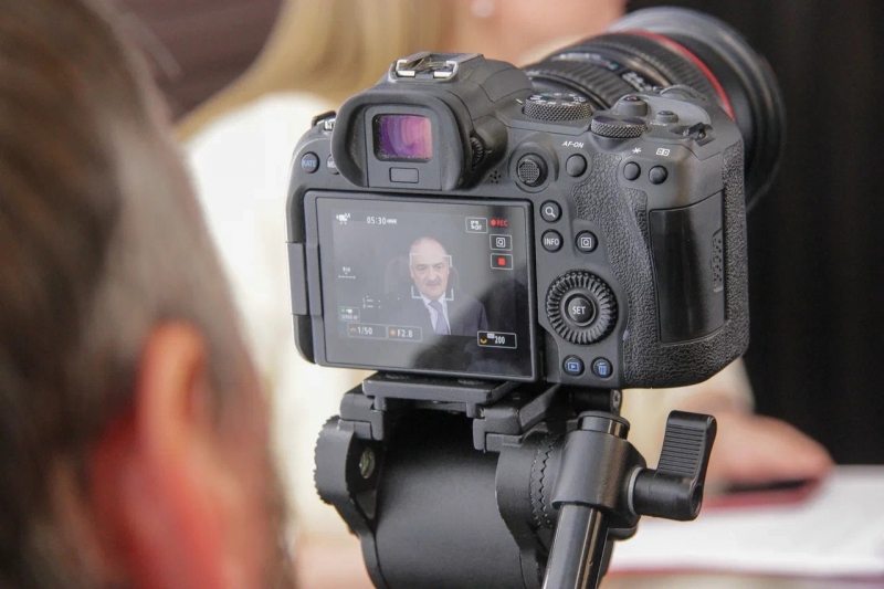 Глава Дагестана Меликов дал интервью ФедералПресс