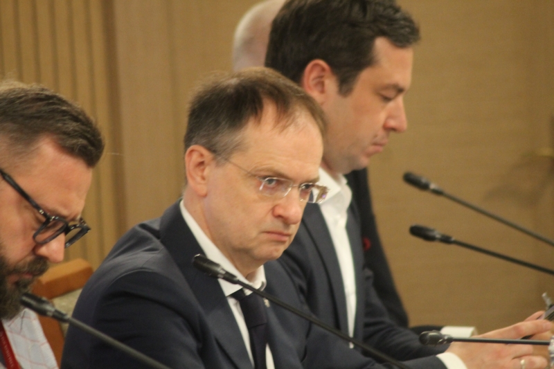 мединский