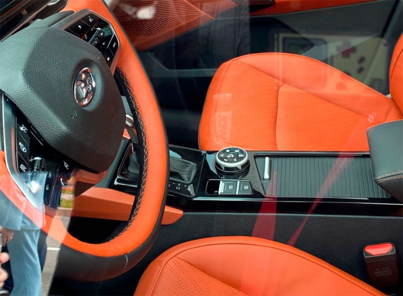 Стало известно название засекреченного кроссовера Lada