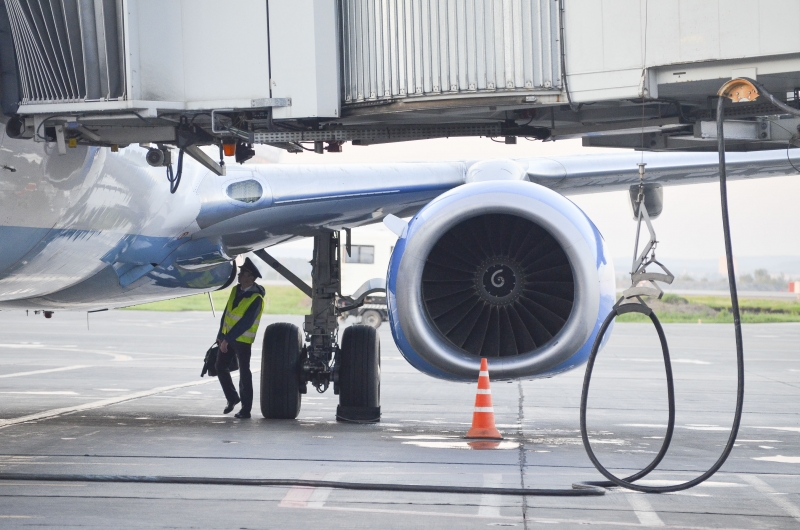 Самолет на посадке