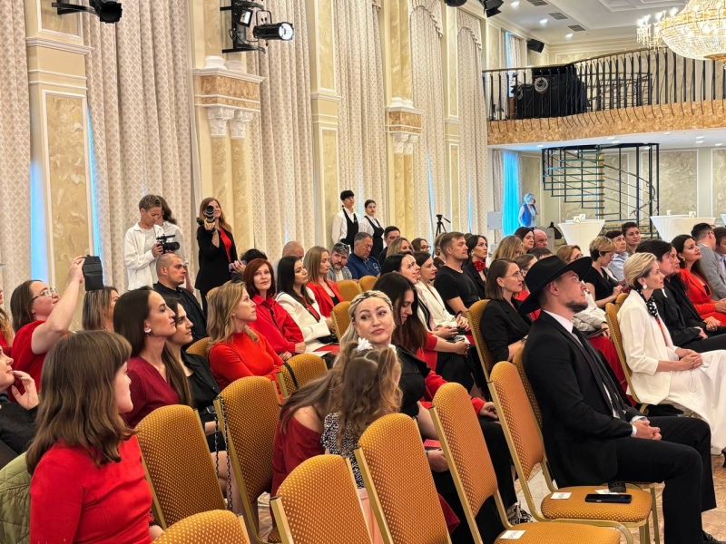 Выпускной ТШКИ прошел в красно-черных тонах