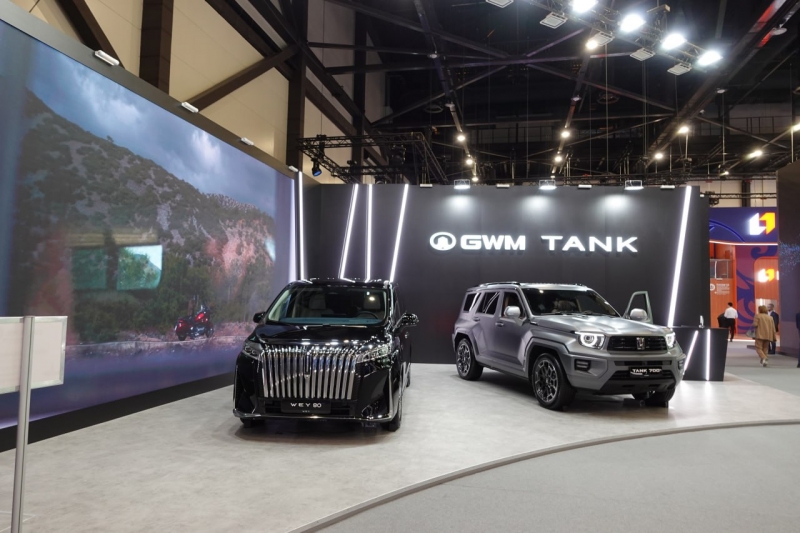 На ПМЭФ представили множество новых моделей отечественных авто