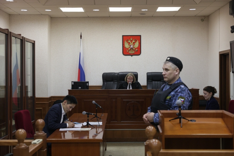 суд