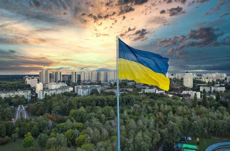 украина