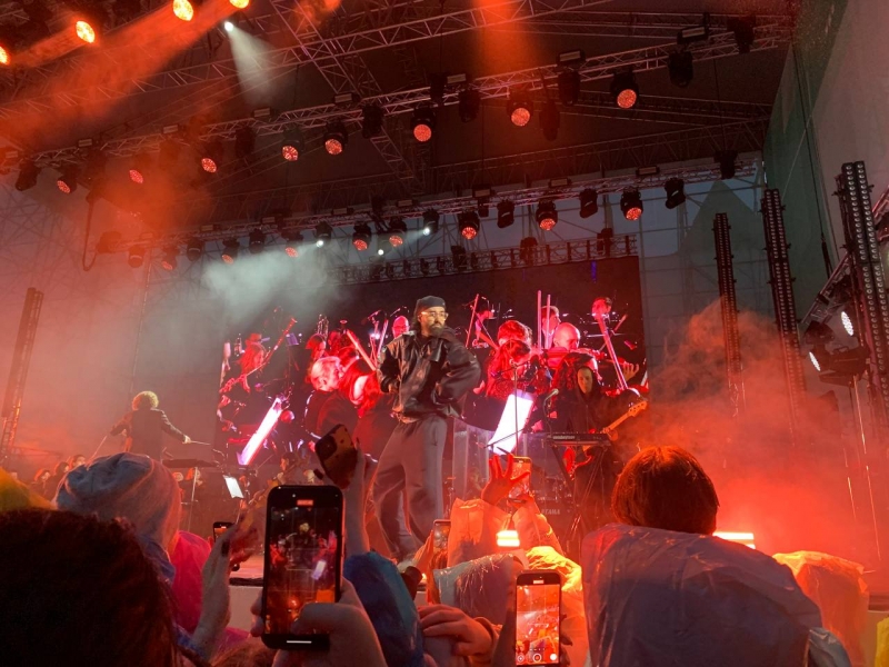 Фестиваль закончился концертом рэпера МОТа в сопровождении Тюменского симфонического оркестра