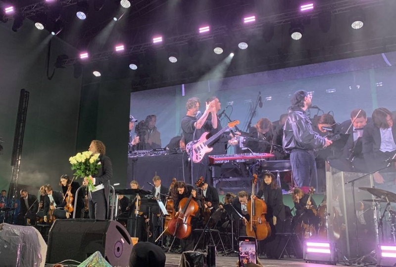 Фестиваль закончился концертом рэпера МОТа в сопровождении Тюменского симфонического оркестра