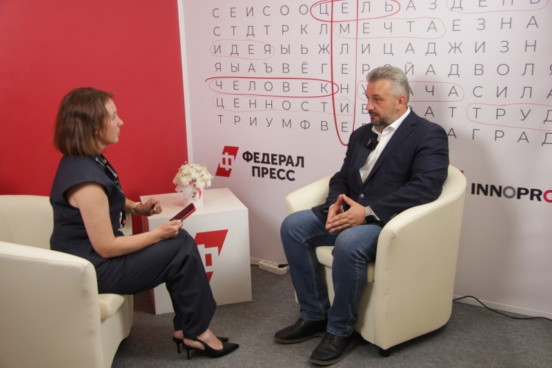 Директор Инжинирингового центра «Автономная энергетика» Юрий Васильев рассказал о разработке водородной техники