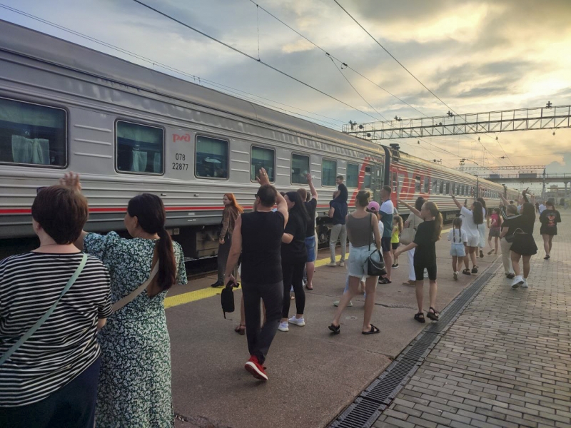 В Пулково своих рейсов по-прежнему дожидаются тысячи пассажиров