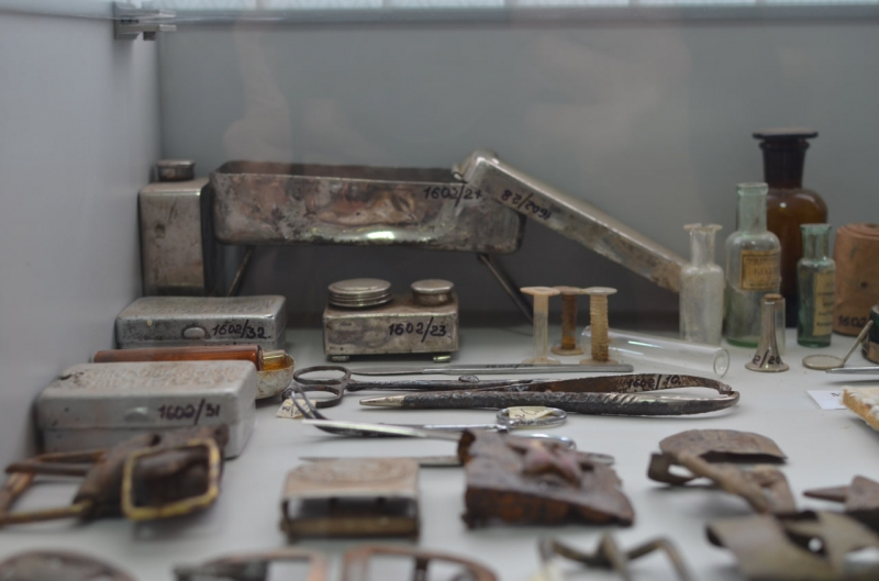 При музее 36 лет существует поисковая группа - мы поднимаем убитых солдат, отметил Петр Михайлович