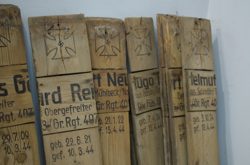 При музее 36 лет существует поисковая группа - мы поднимаем убитых солдат, отметил Петр Михайлович