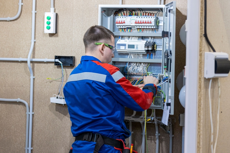 курс по электромонтажу