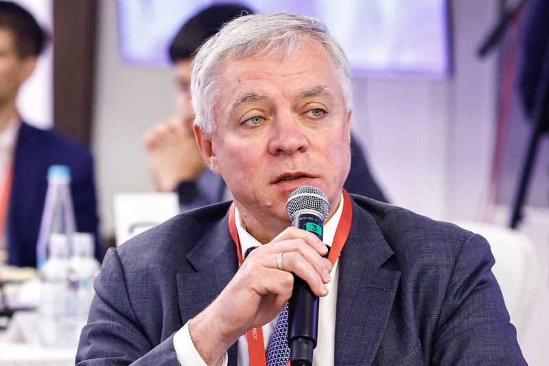 Андрей Бадалов